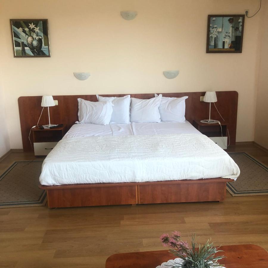 Guest House Golden Flake 4Km From Bolata Beach Bŭlgarevo Zewnętrze zdjęcie