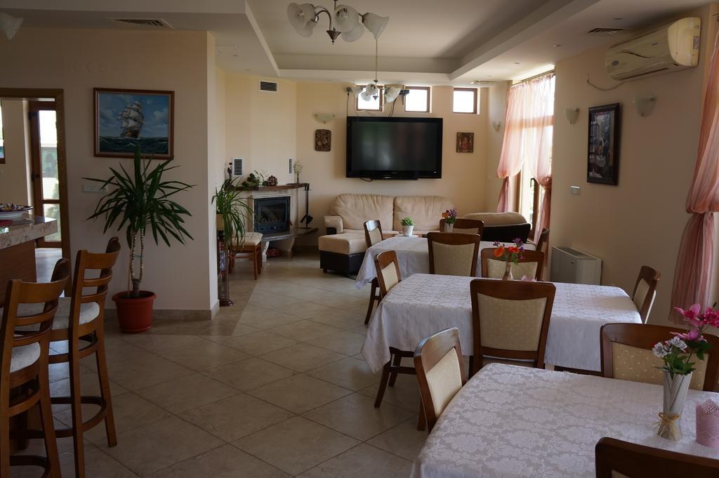 Guest House Golden Flake 4Km From Bolata Beach Bŭlgarevo Zewnętrze zdjęcie