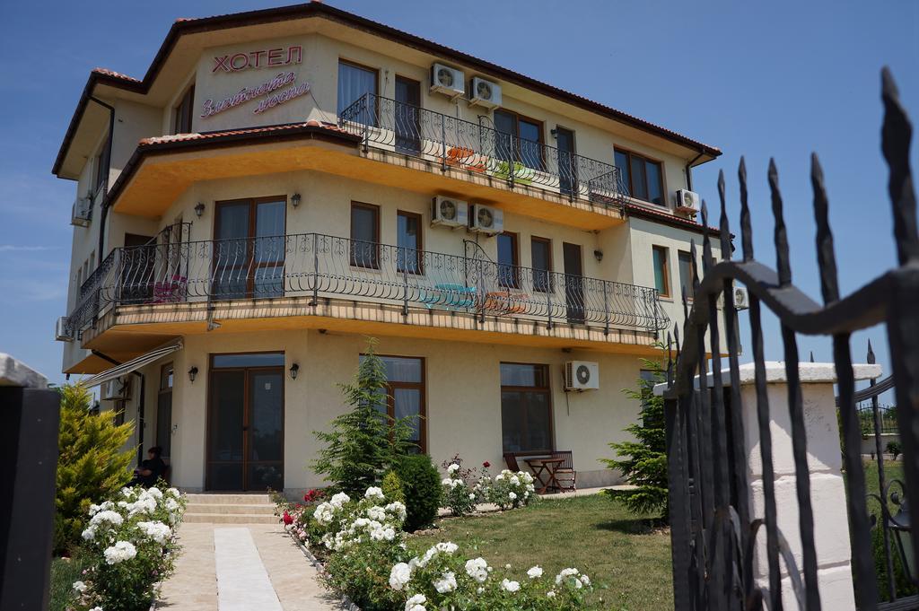 Guest House Golden Flake 4Km From Bolata Beach Bŭlgarevo Zewnętrze zdjęcie